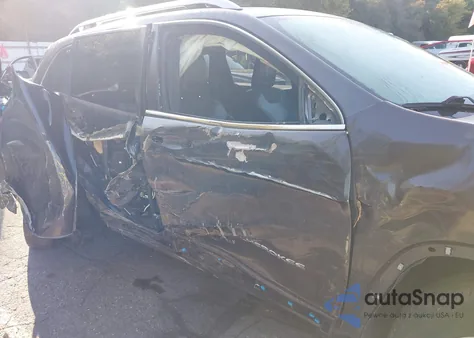 2018 Jeep Cherokee Latitude Plus 4X4 from USA, damaged, VIN 1C4PJMLX8JD580040